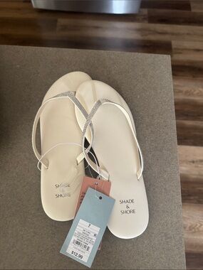 Shade & Shore Women's Cream Flip Flop Sandals with Rhinestone Straps
